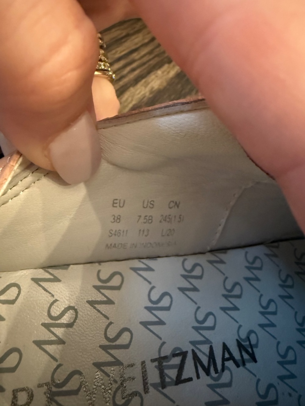 Stuart Weitzman Pink Leather Pearl-Embellished Sneakers - Picture 4 of 5